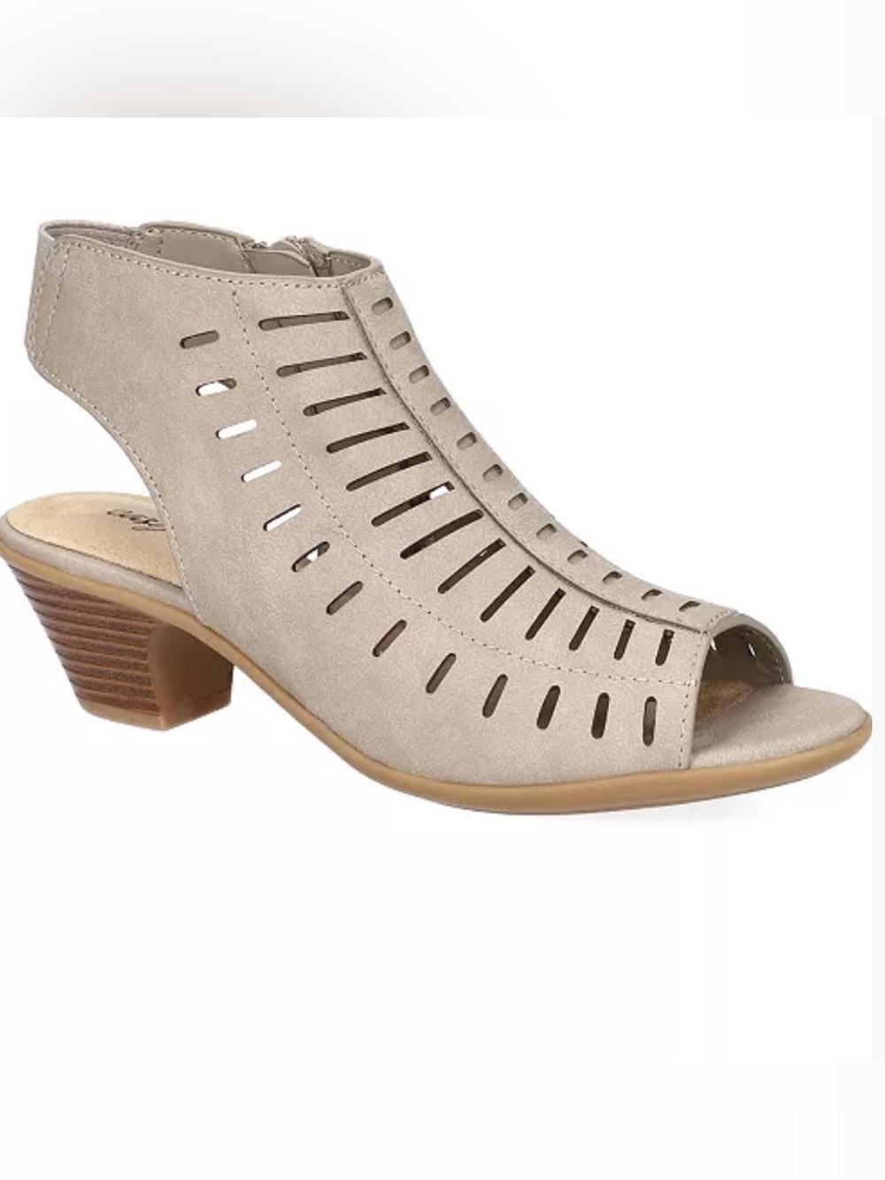 easy street Cutout Peep-Toe Low Block Heel Sandals Sz 9M NEW